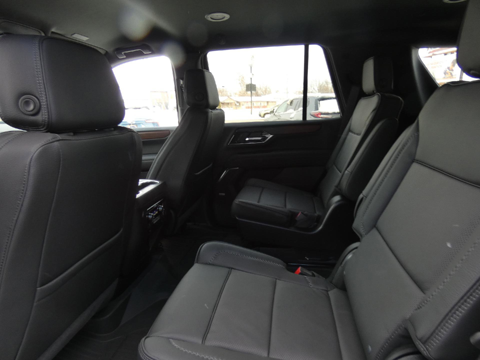 New 2026 GMC Yukon Denali w/ LPO, Floor Liner Package image 13