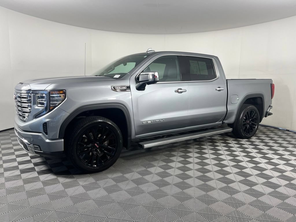 Certified 2025 GMC Sierra 1500 Denali w/ Denali Reserve Package AWD/4WD image 12