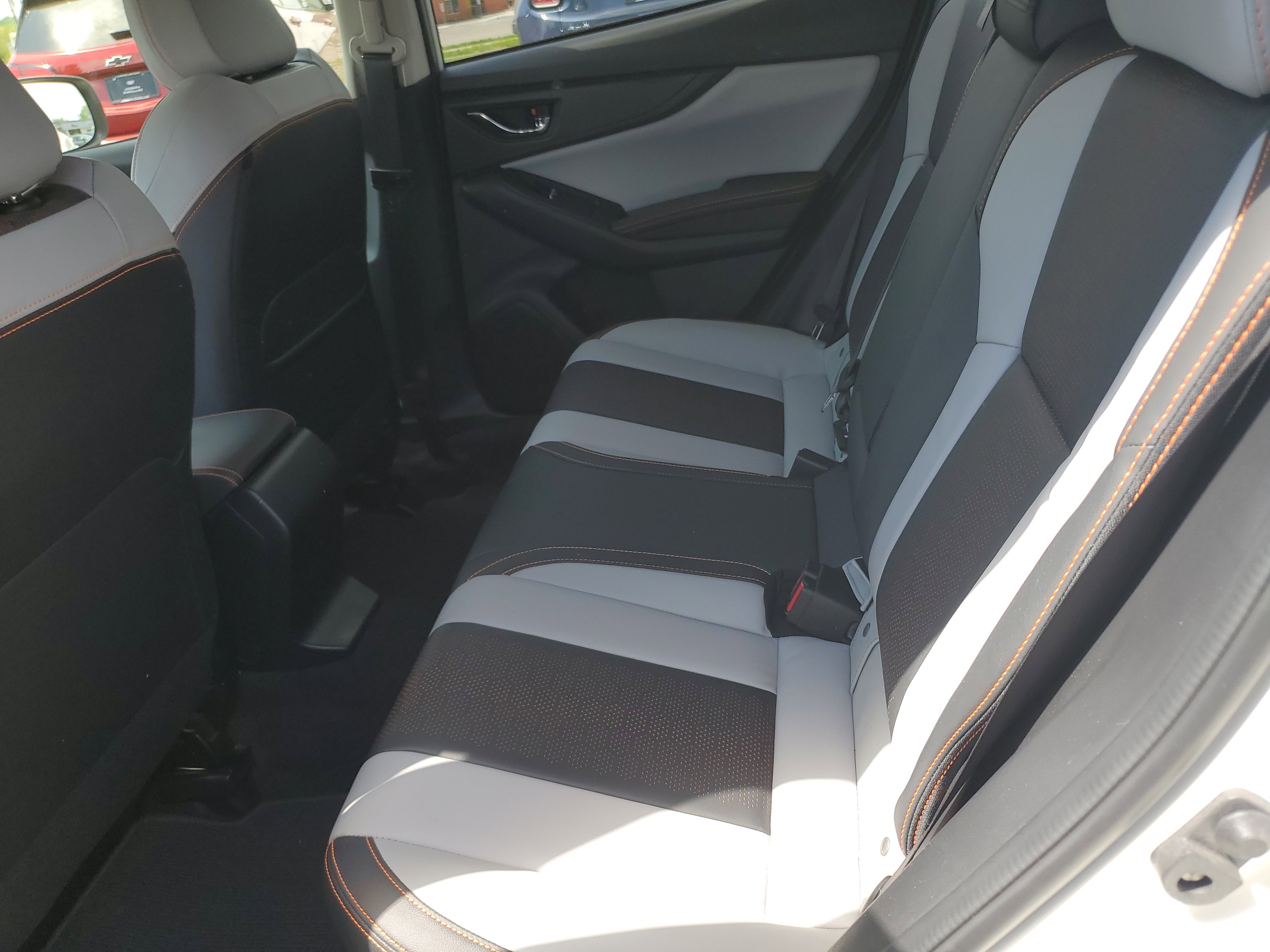 Used 2023 Subaru Crosstrek 2.5i Limited AWD/4WD image 10