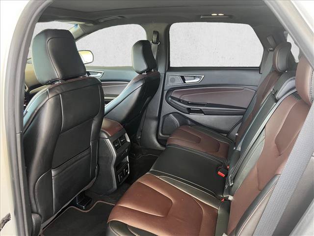 Used 2020 Ford Edge Titanium w/ Equipment Group 301A AWD/4WD image 12