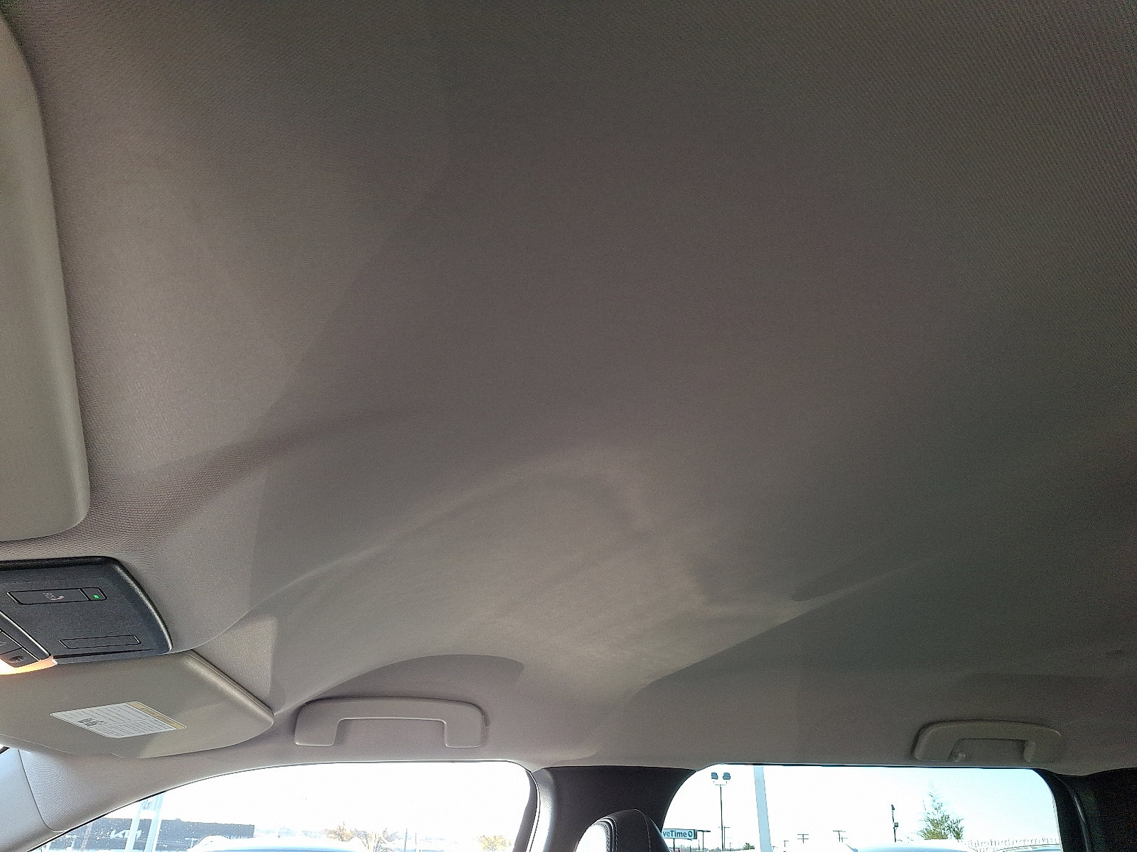 Used 2023 Mitsubishi Outlander SE image 17