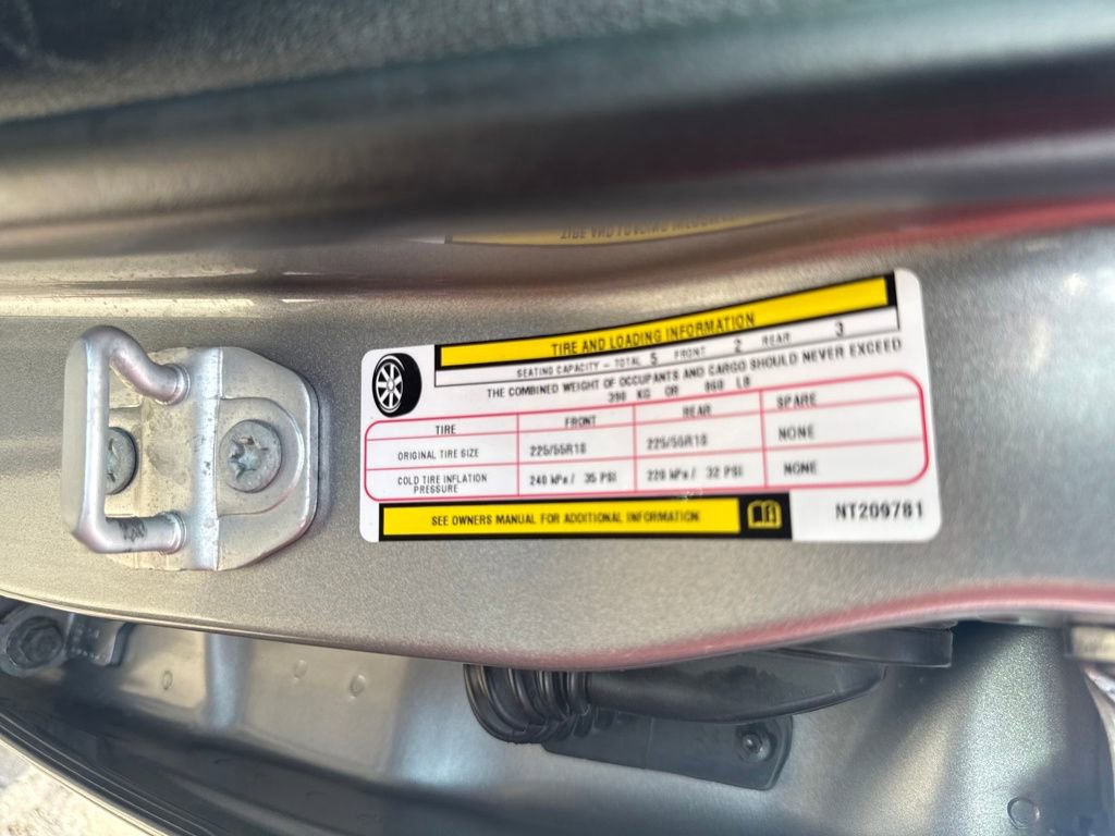 Certified 2022 Jeep Compass Limited image 33