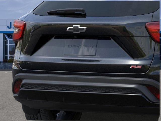 New 2026 Chevrolet Trax RS w/ Sunroof Package FWD image 16