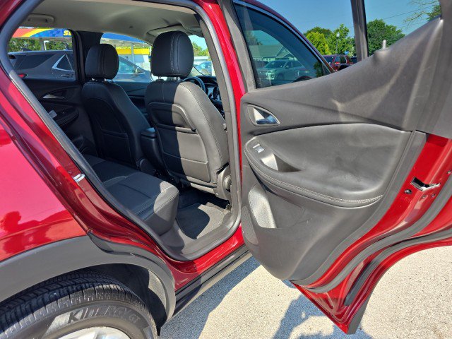 Used 2023 Buick Encore GX Preferred w/ Cold Weather Comfort Package FWD image 30