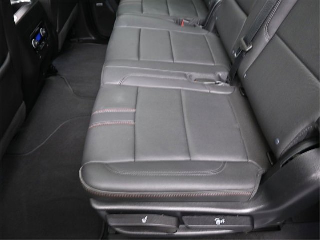 Used 2024 Chevrolet Suburban RST w/ Luxury Package image 23