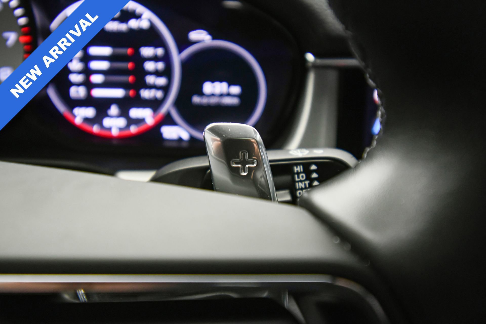 Used 2022 Porsche Panamera Platinum Edition image 37