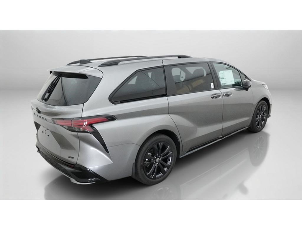 New 2026 Toyota Sienna XSE FWD image 10