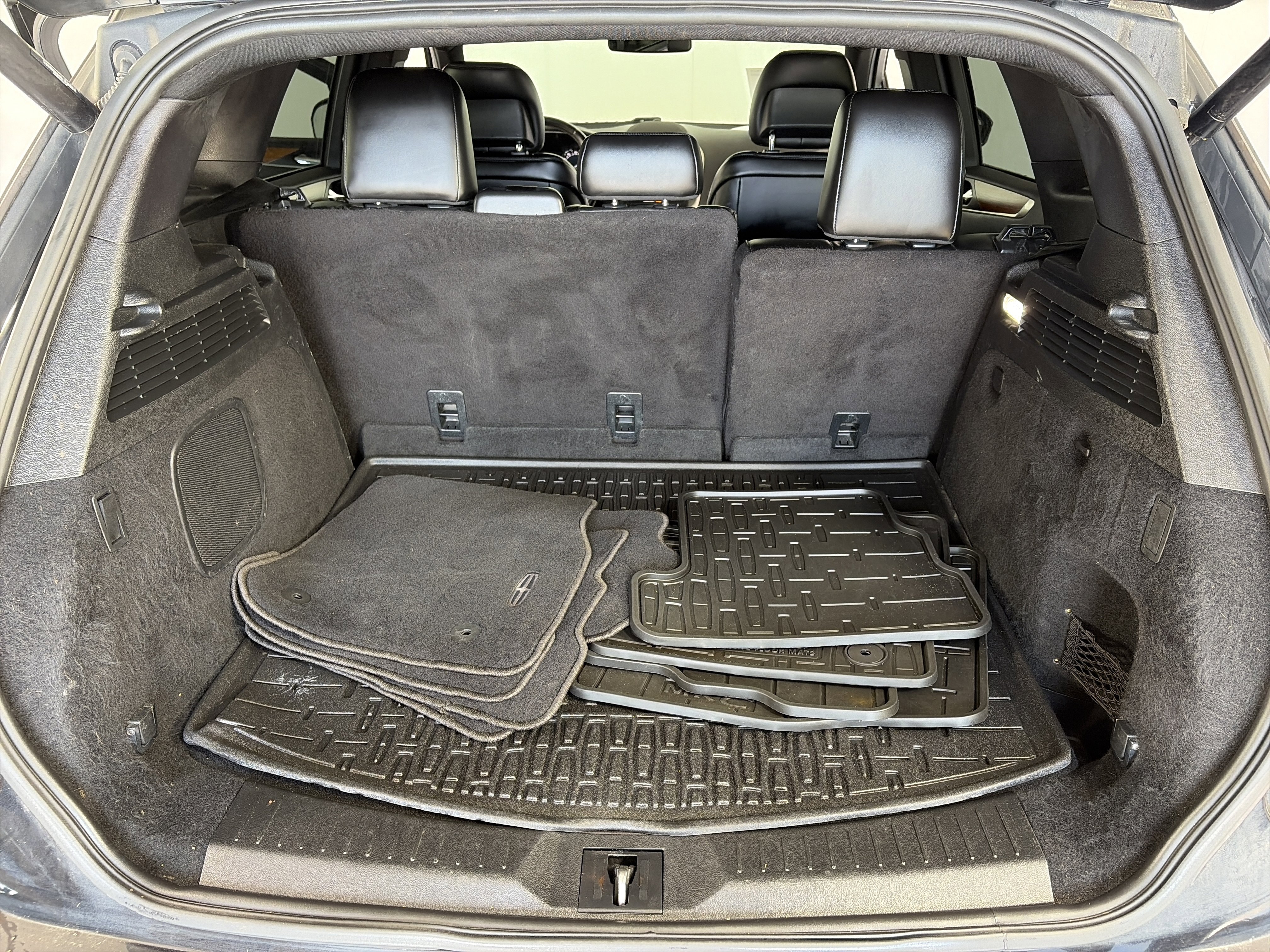 Used 2017 Lincoln MKC Select w/ Select Plus Package FWD image 14