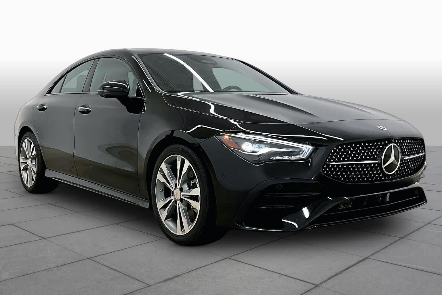 Used 2025 Mercedes-Benz CLA 250 image 3