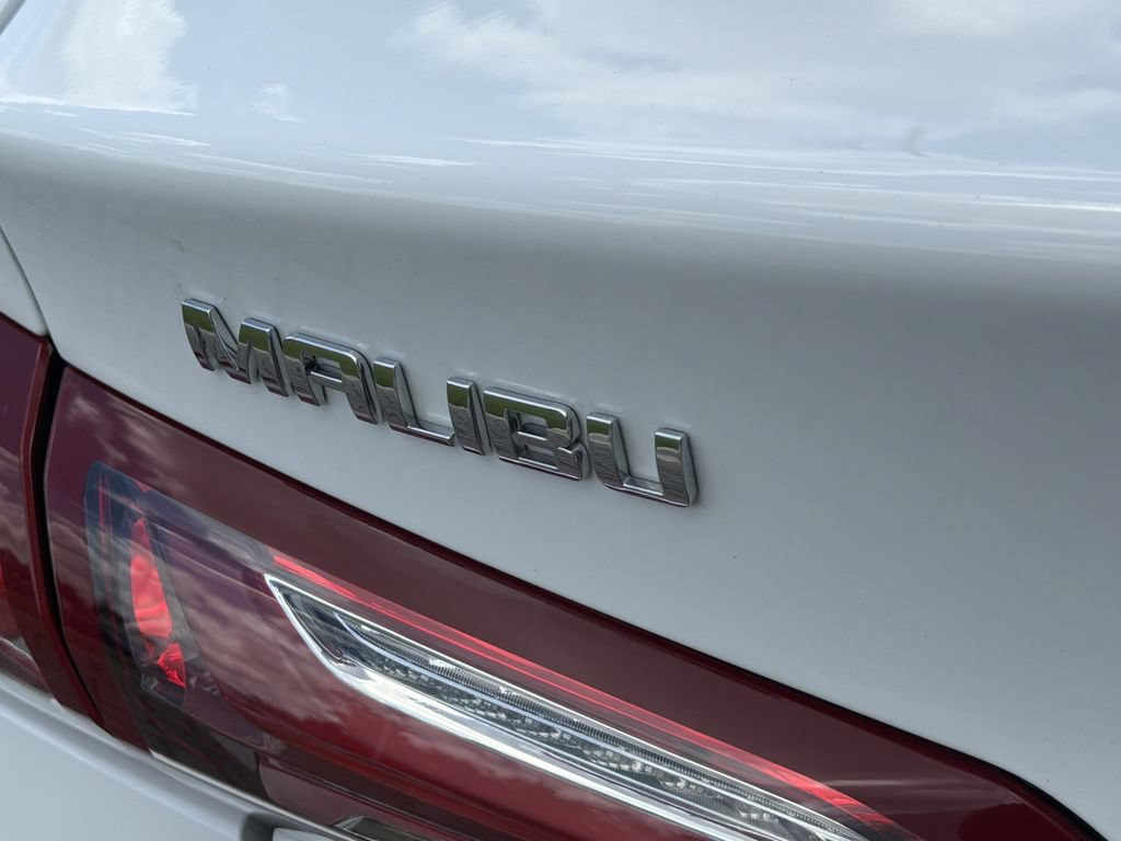 Certified 2022 Chevrolet Malibu LT w/ Leather Package FWD image 14