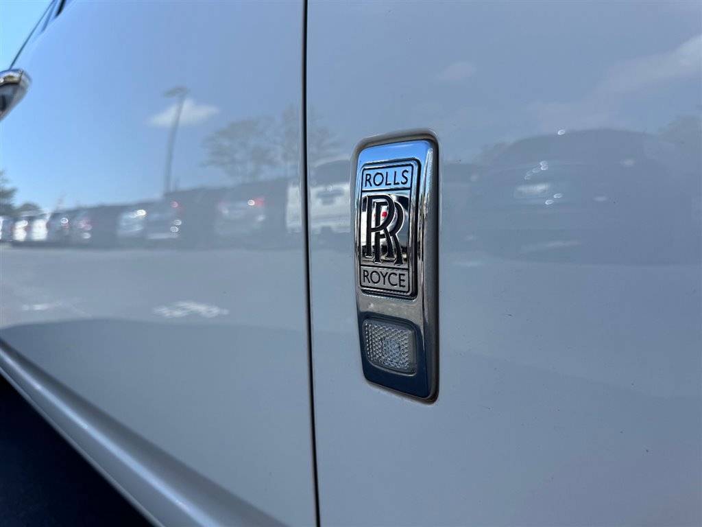 Used 2017 Rolls-Royce Ghost image 12