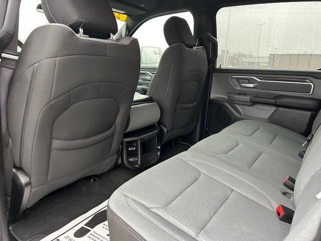 Used 2022 RAM 1500 Big Horn AWD/4WD image 14