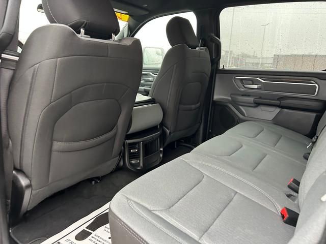 Used 2022 RAM 1500 Big Horn AWD/4WD image 14