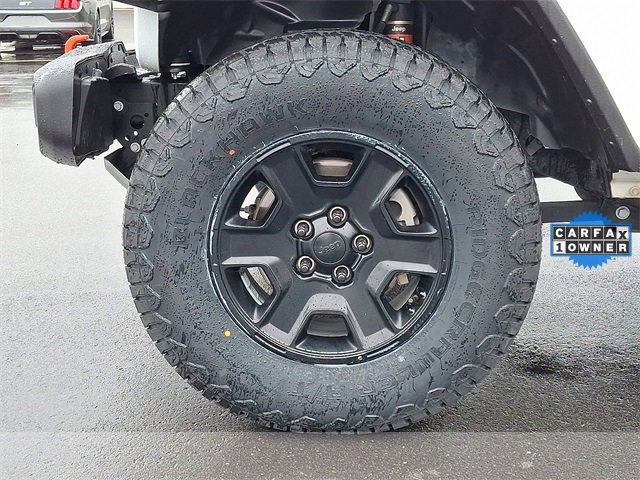 Used 2023 Jeep Gladiator Mojave w/ Cold Weather Group image 8