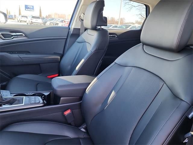 New 2026 Kia Sportage SX image 13