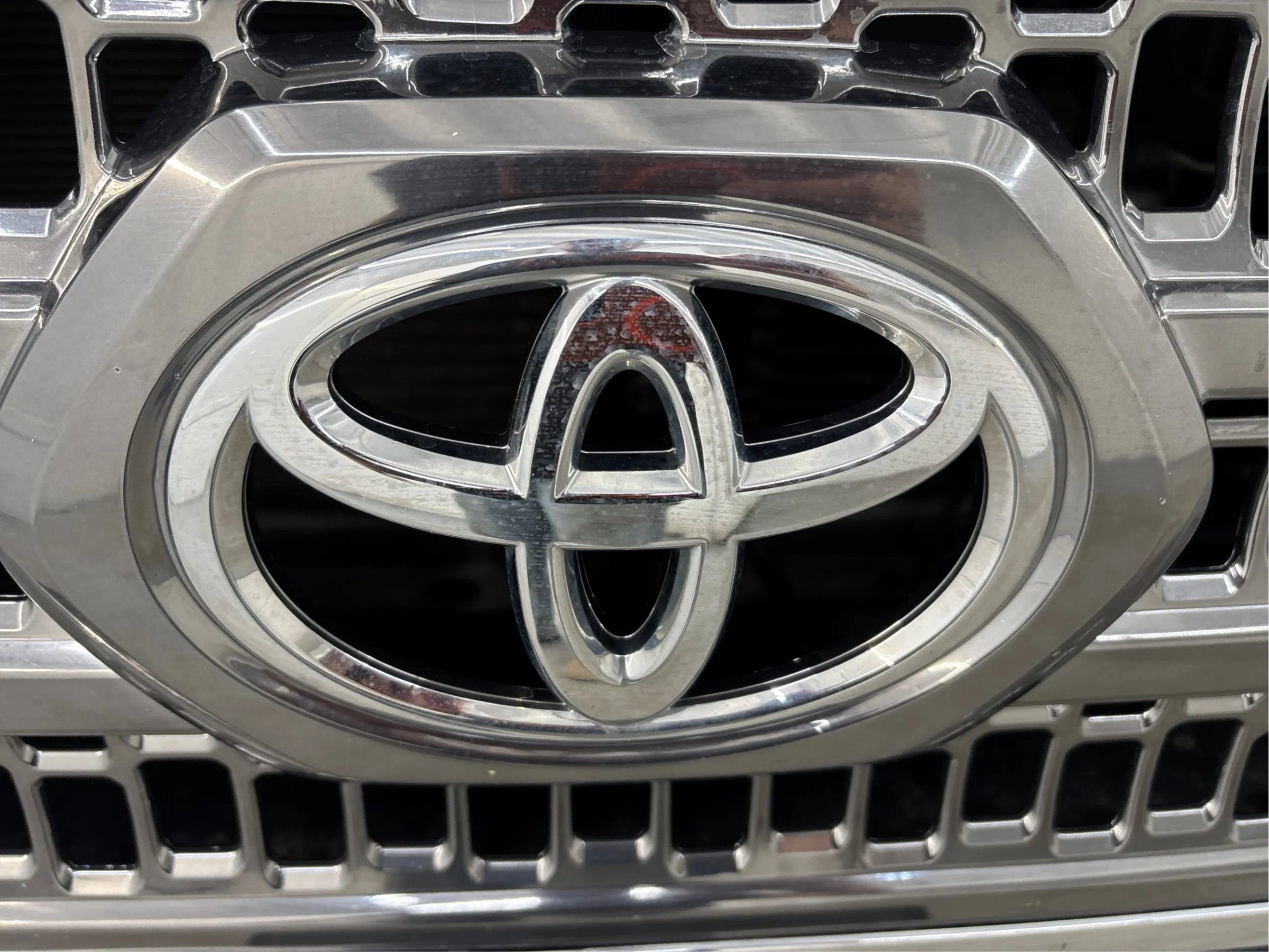 Used 2016 Toyota Tacoma TRD Off-Road w/ Towing Package AWD/4WD image 33