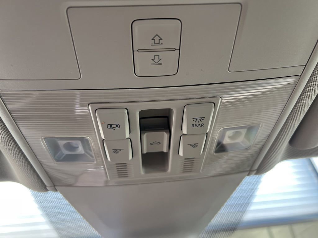 Certified 2022 Volkswagen Atlas SEL Premium image 47