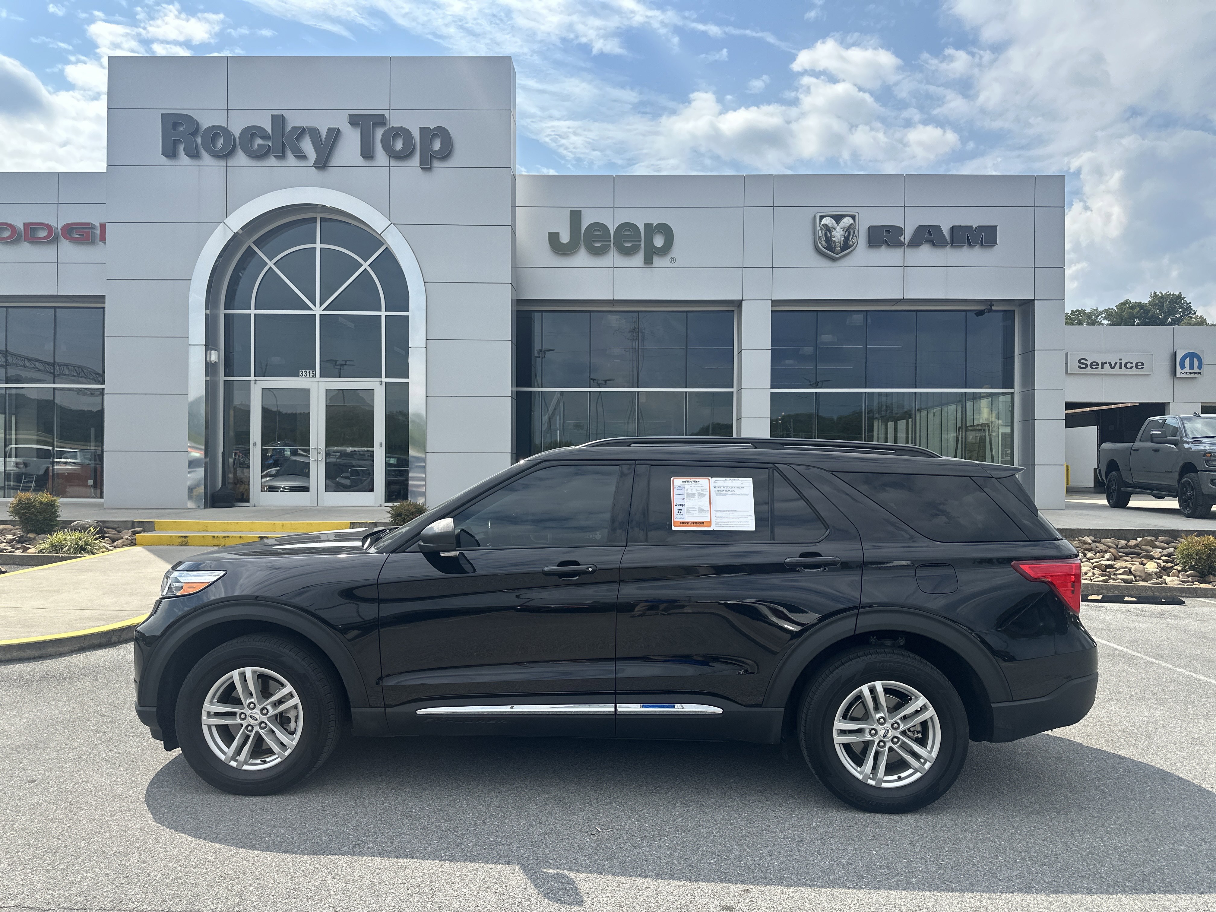 Used 2022 Ford Explorer XLT w/ Equipment Group 202A