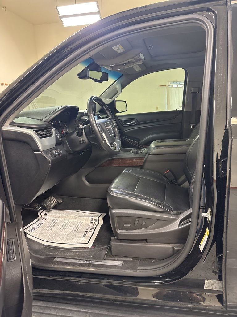 Used 2016 GMC Yukon SLT w/ Open Road Package image 9