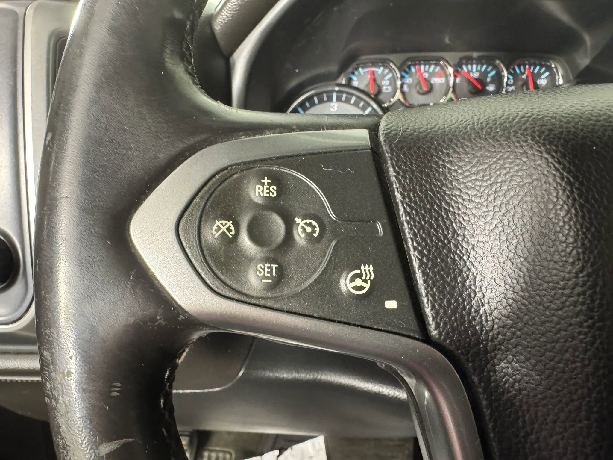 Used 2014 Chevrolet Silverado 1500 LTZ Z71 w/ LTZ Plus Package AWD/4WD image 15