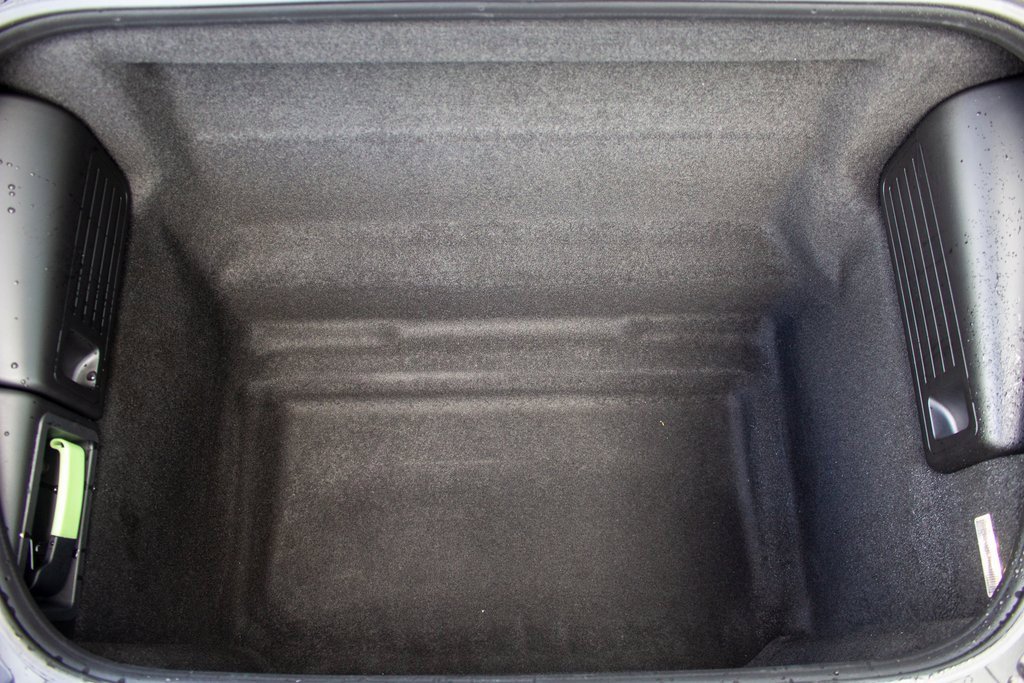 Used 2025 Porsche 718 Cayman w/ Sport Chrono Package image 21