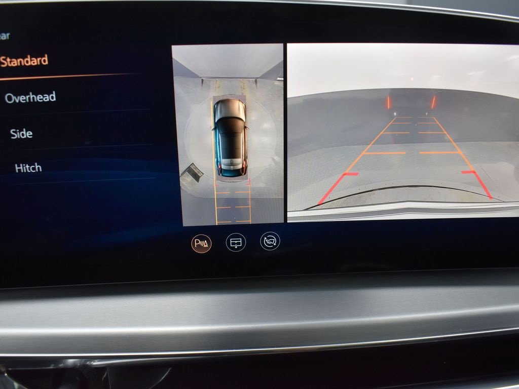 Certified 2024 Cadillac Lyriq Luxury w/ LPO, Floor Liner Package image 20