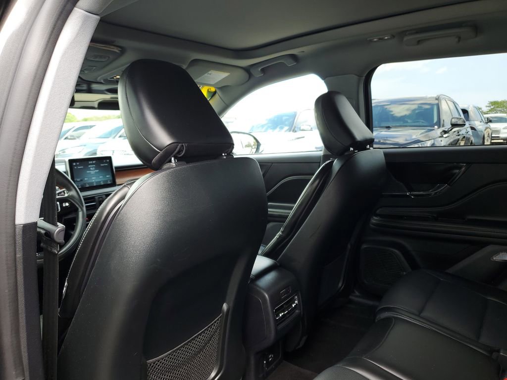 Certified 2022 Lincoln Corsair Reserve w/ Equipment Group 201A image 10