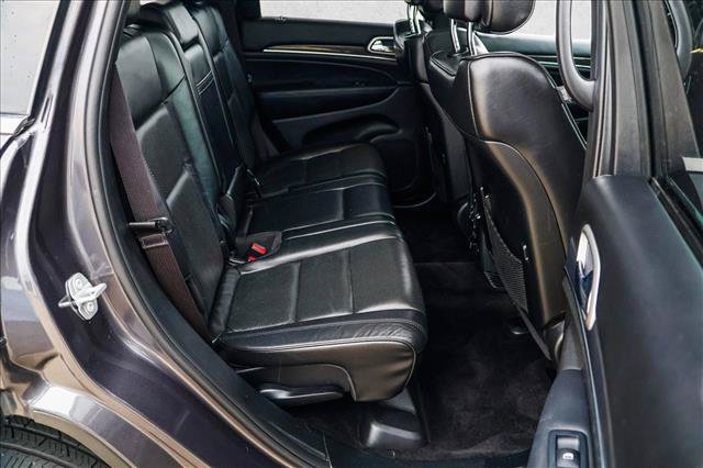 Used 2018 Jeep Grand Cherokee Overland AWD/4WD image 26