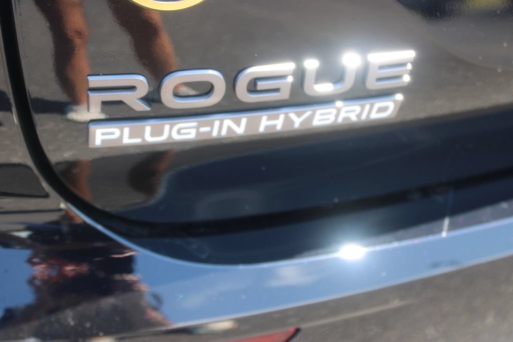 Used 2026 Nissan Rogue SL AWD/4WD image 14