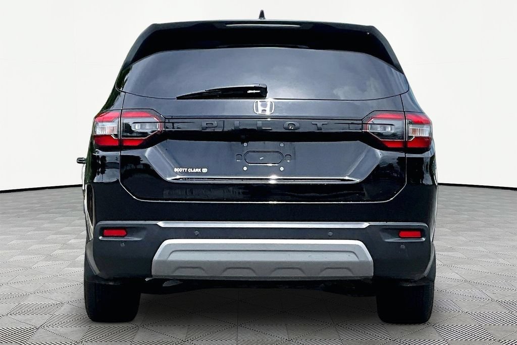 Used 2025 Honda Pilot EX-L image 7