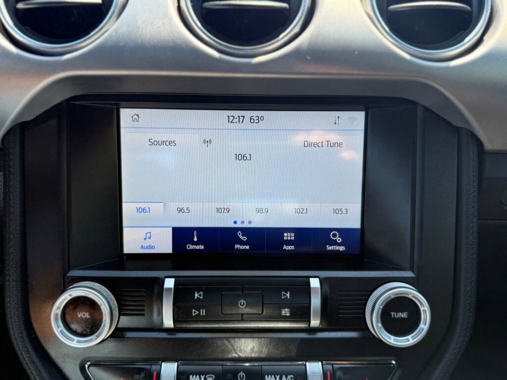 Used 2020 Ford Mustang Premium RWD image 17