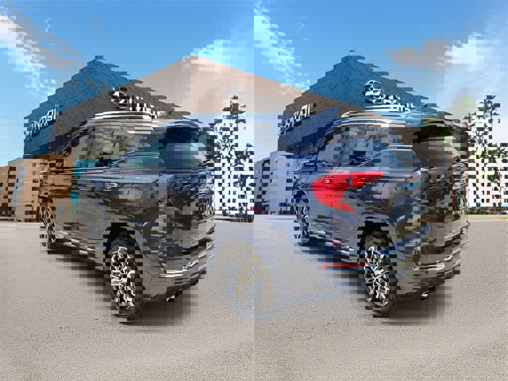 Used 2019 GMC Terrain Denali w/ Driver Alert Package II image 2