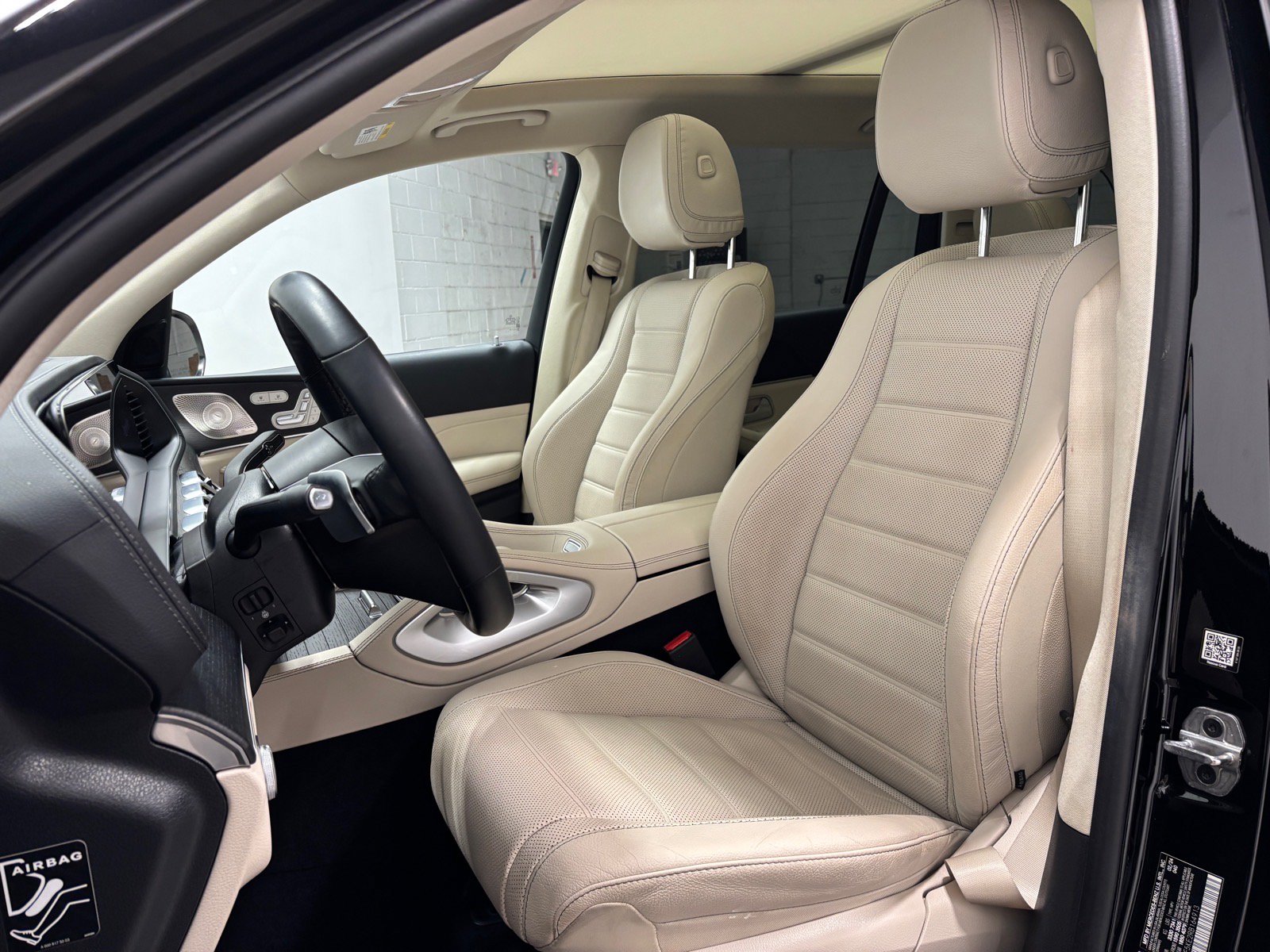 Used 2024 Mercedes-Benz GLS 450 4MATIC image 22