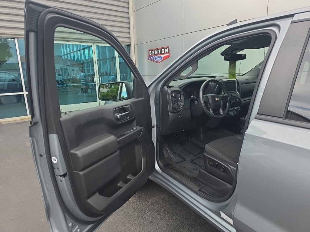 Used 2024 Chevrolet Silverado 1500 Custom AWD/4WD image 12