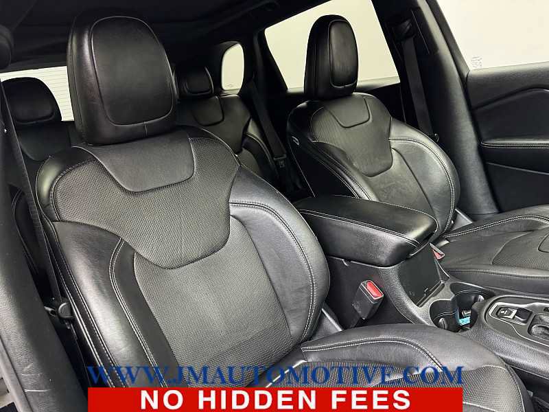 Used 2021 Jeep Cherokee Latitude Lux 80th Anniv w/ Quick Order Package 26U 80TH FWD image 21