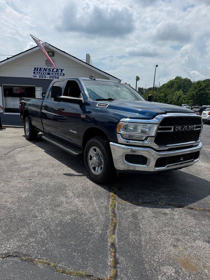 Used 2022 RAM 2500 Tradesman w/ Chrome Appearance Group RWD image 3