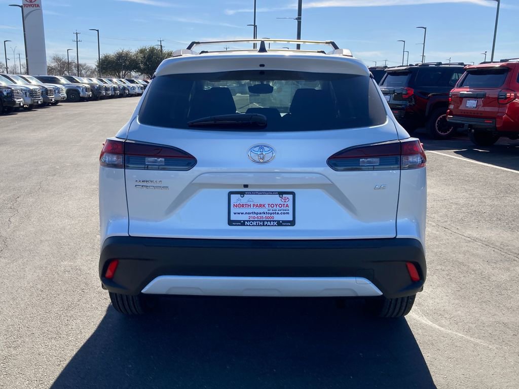 New 2026 Toyota Corolla Cross LE FWD image 6