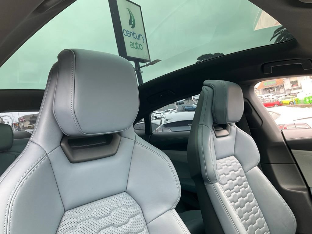 Used 2022 Audi e-tron GT Premium Plus AWD/4WD image 73