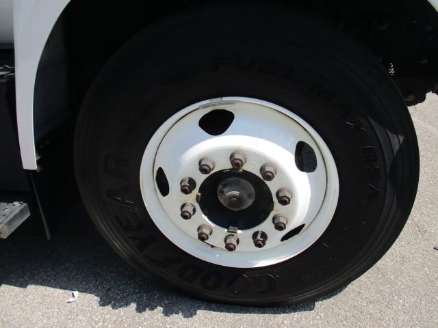 Used 2023 Ford F650 2WD Regular Cab Super Duty image 31