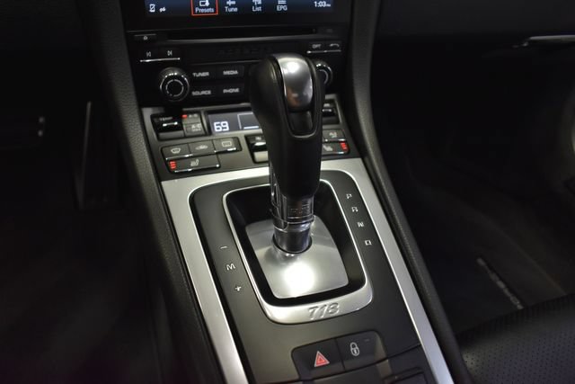 Used 2018 Porsche 718 Cayman S RWD image 17