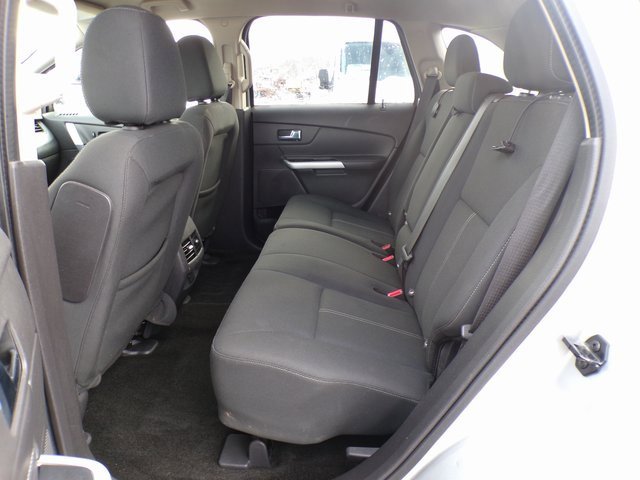 Used 2014 Ford Edge SE w/ Equipment Group 101A image 8