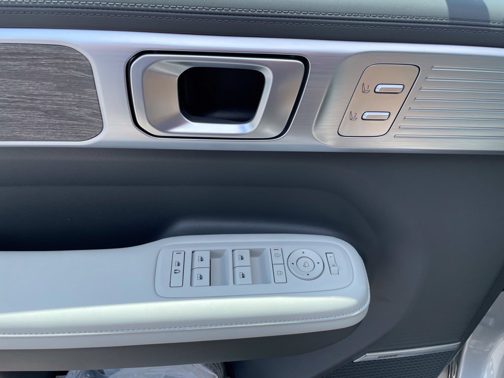 New 2026 Hyundai Santa Fe Calligraphy AWD/4WD image 8