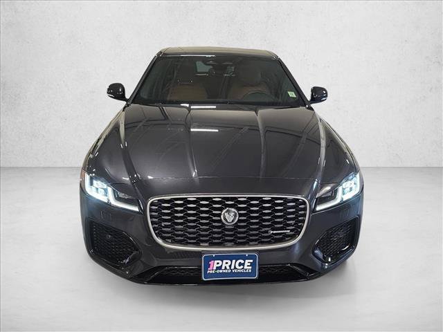 Used 2024 Jaguar XF R-Dynamic SE AWD/4WD image 2