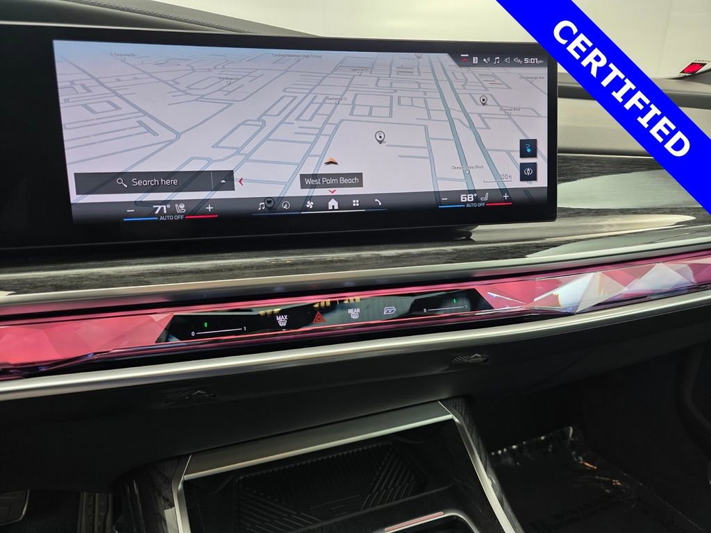 Used 2025 BMW i7 M70 w/ Executive Package image 26