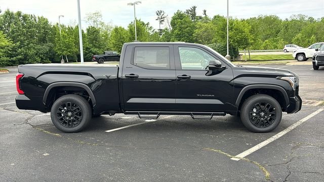 New 2026 Toyota Tundra Limited AWD/4WD image 32