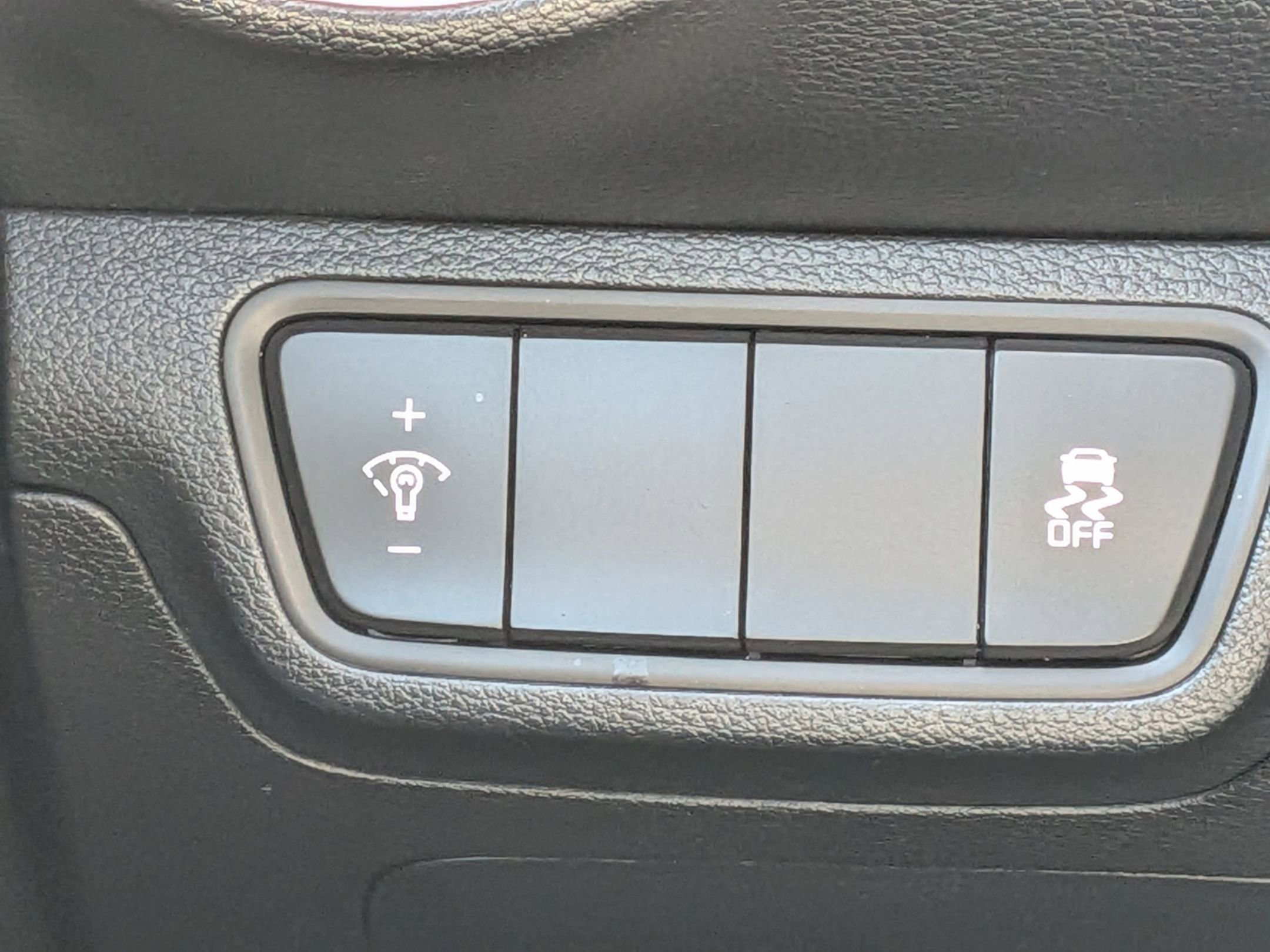 Used 2023 Kia Forte LX image 17