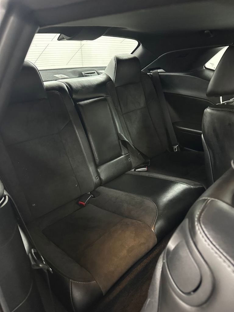 Used 2018 Dodge Challenger SXT Plus image 29