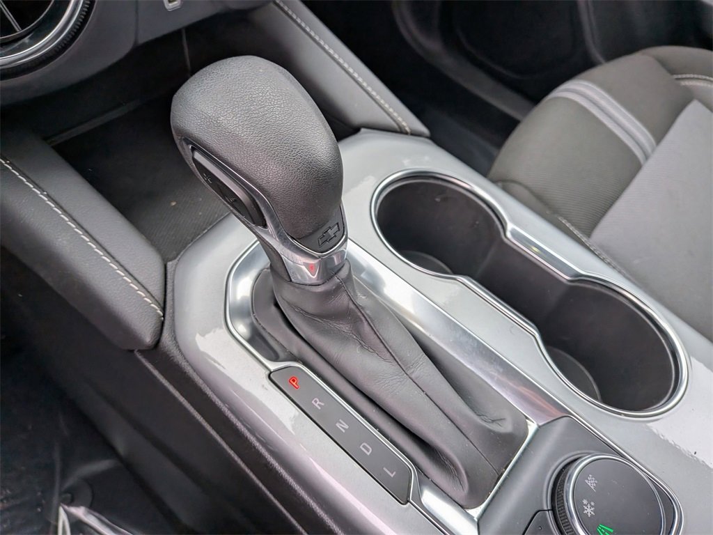 Used 2025 Chevrolet Blazer LT image 19