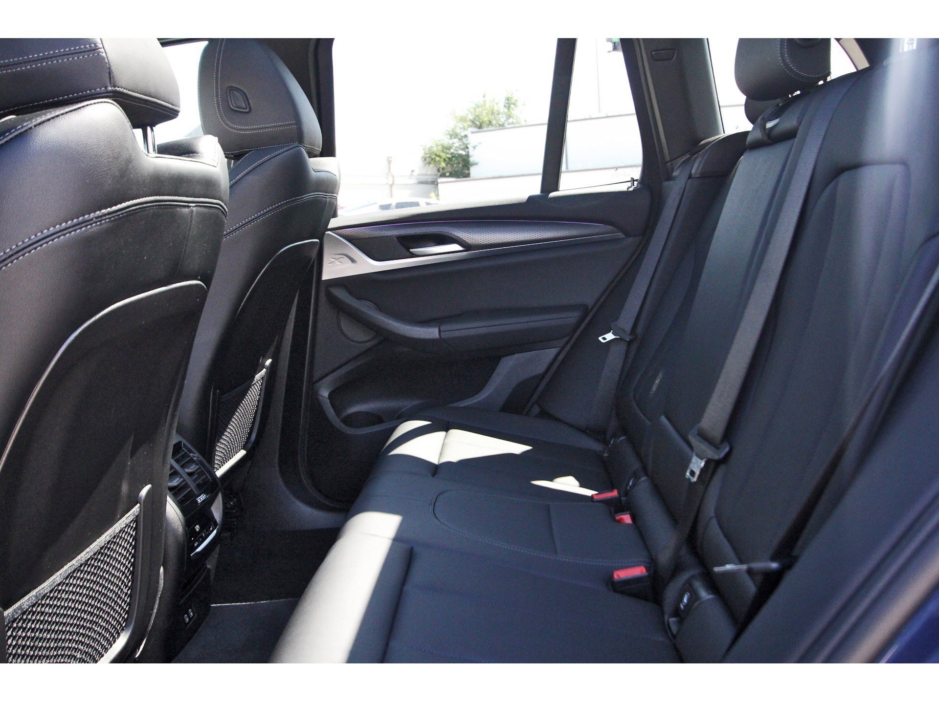 Used 2024 BMW X3 sDrive30i w/ Premium Package RWD image 29