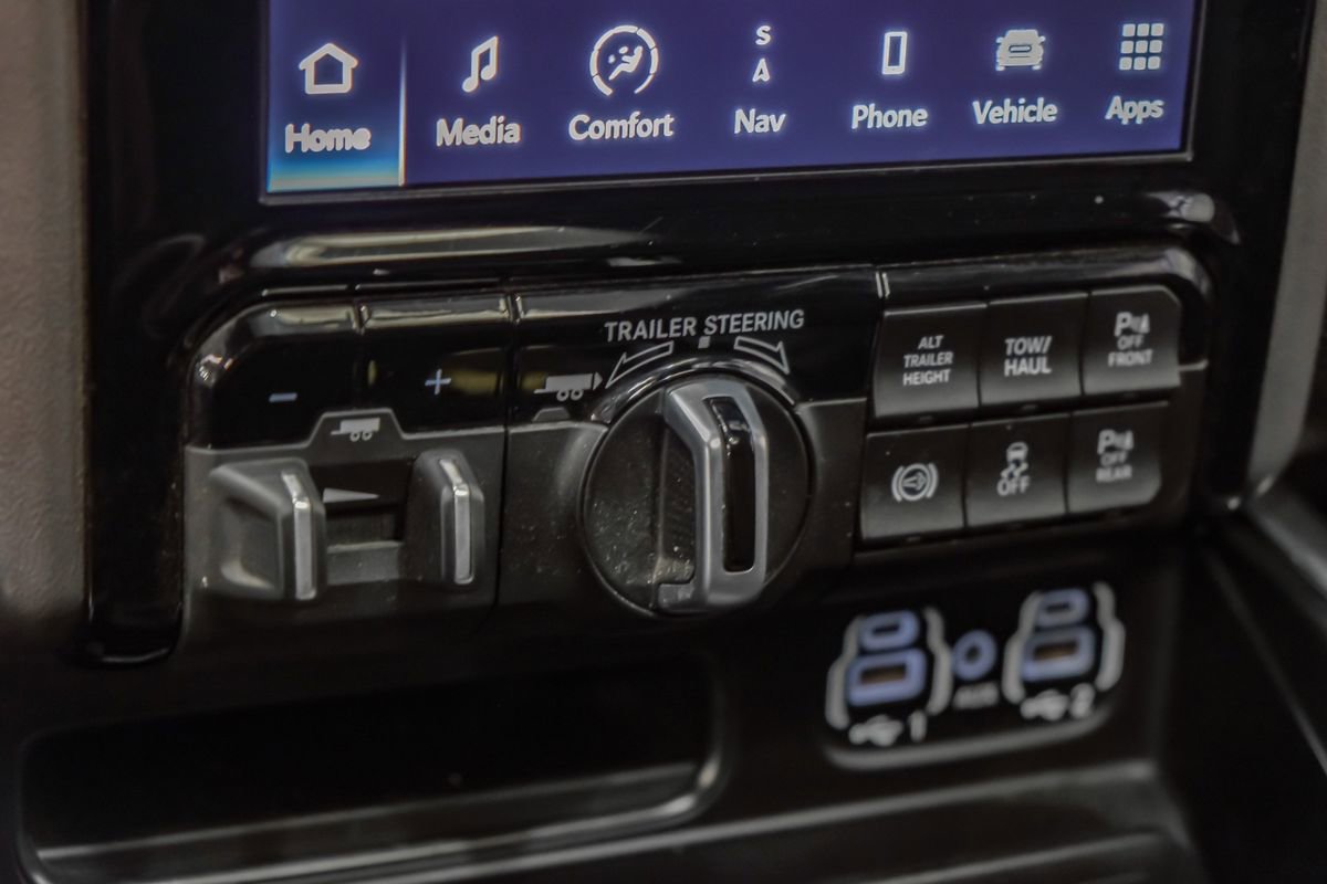 Used 2024 RAM 3500 Laramie w/ Night Edition image 27